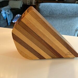 Wooden kitchen knife block